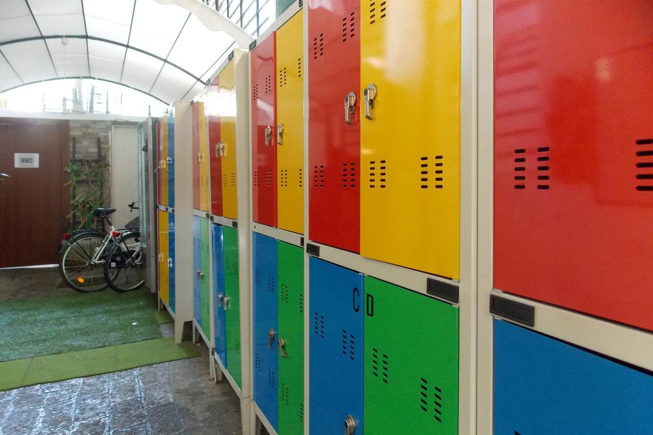 Hostel Colours Milan Extérieur photo